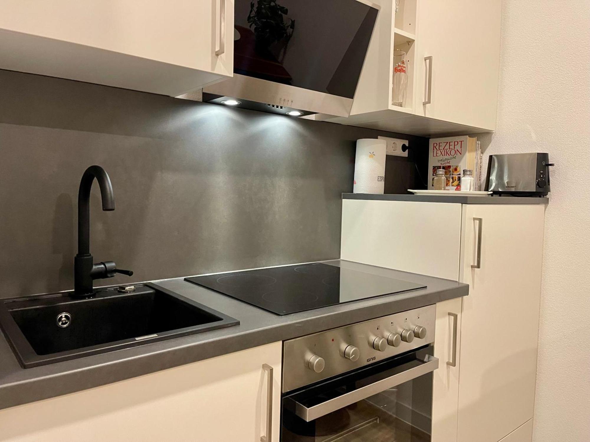 Wunderschoenenes Apartament Am Schloessle Zentrum Goldstadt Pforzheim Exterior foto