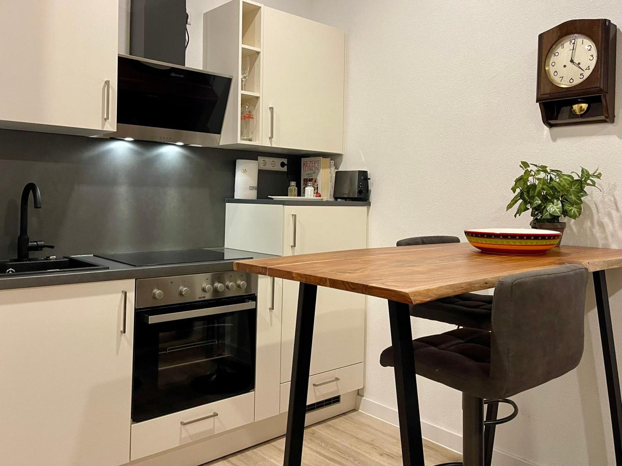 Wunderschoenenes Apartament Am Schloessle Zentrum Goldstadt Pforzheim Exterior foto